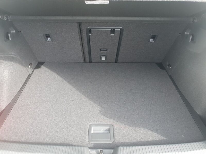 More views of Volkswagen Golf