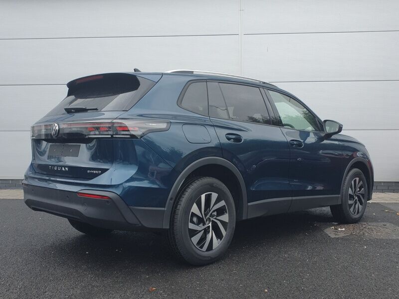 More views of Volkswagen Tiguan