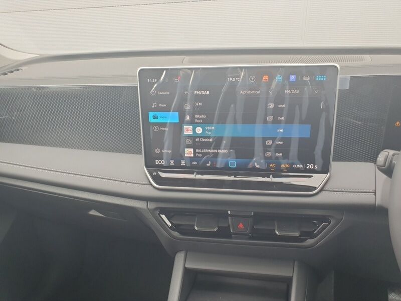 More views of Volkswagen Tiguan