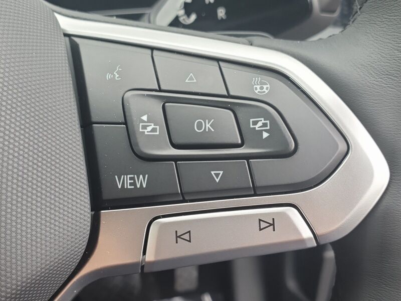 More views of Volkswagen Tiguan