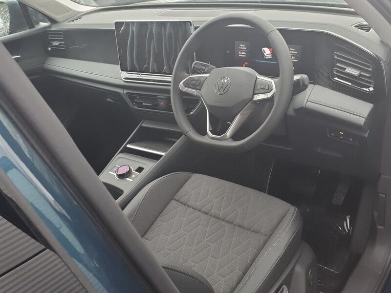 More views of Volkswagen Tiguan