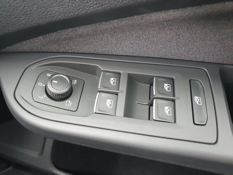 More views of Volkswagen Golf