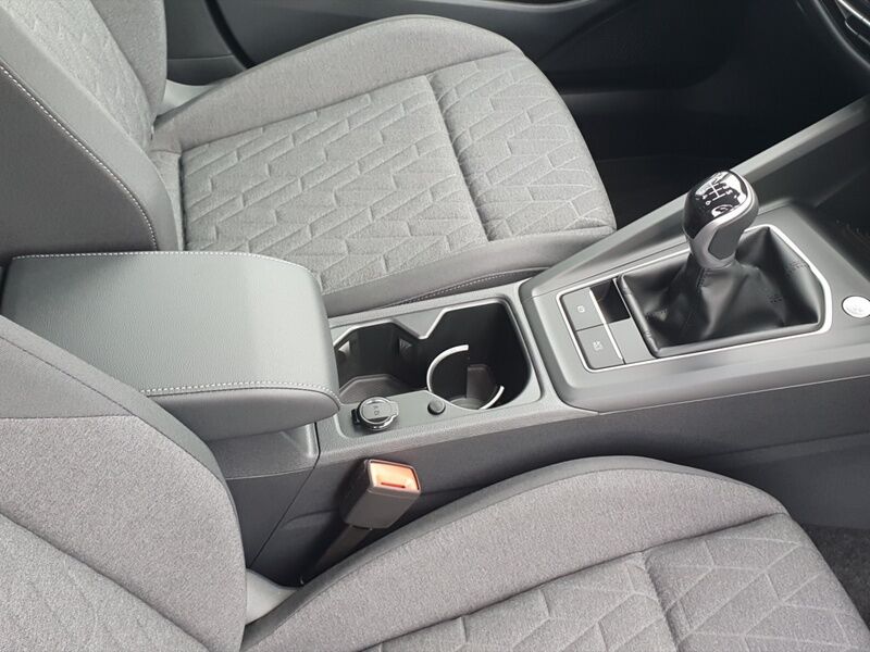 More views of Volkswagen Golf