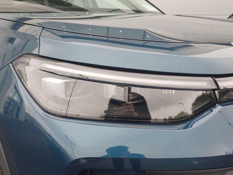 More views of Volkswagen Tayron