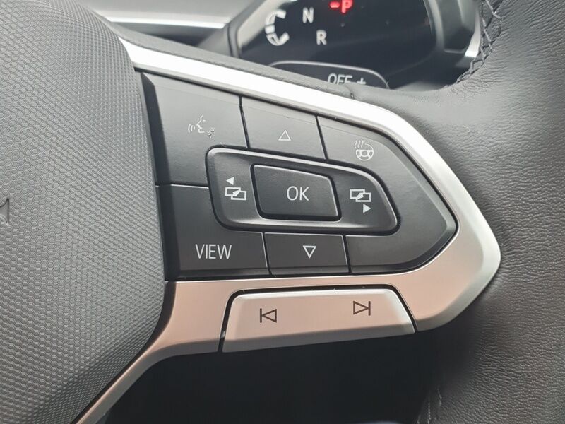 More views of Volkswagen Tayron