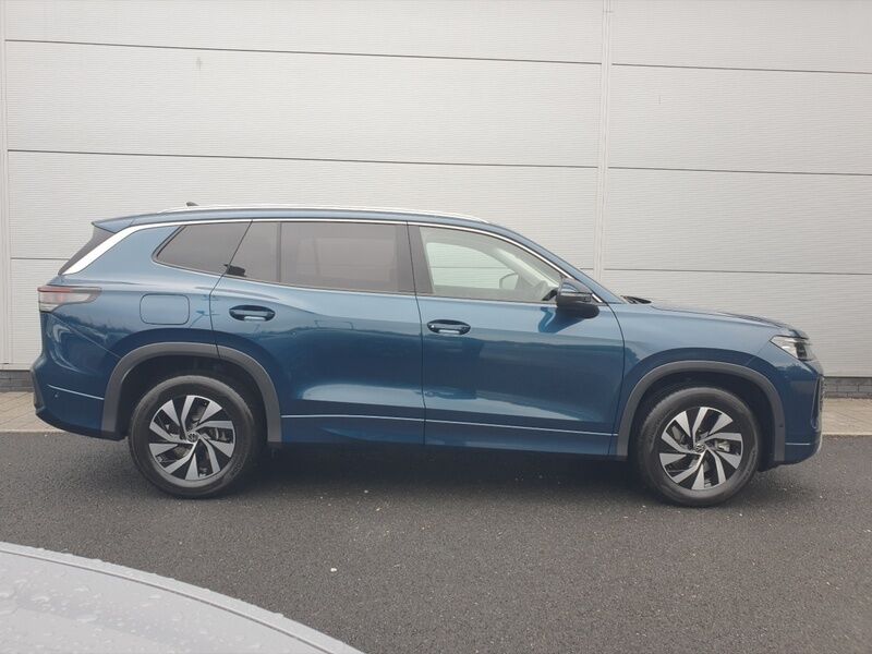 More views of Volkswagen Tayron