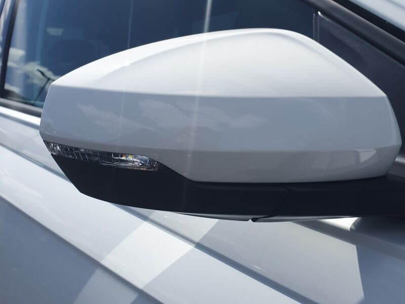 More views of Volkswagen Polo