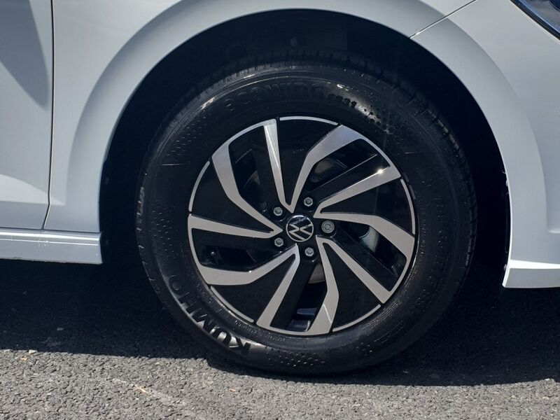 More views of Volkswagen Polo