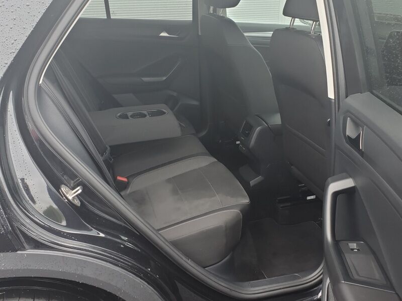 More views of Volkswagen T-Roc