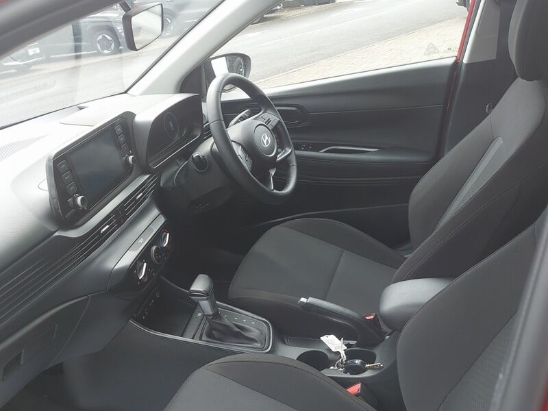 More views of Hyundai i20