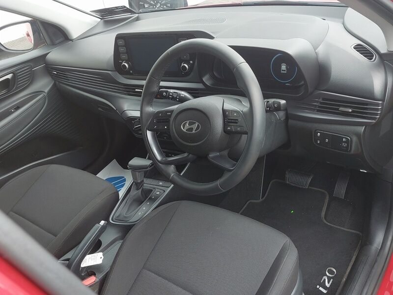 More views of Hyundai i20