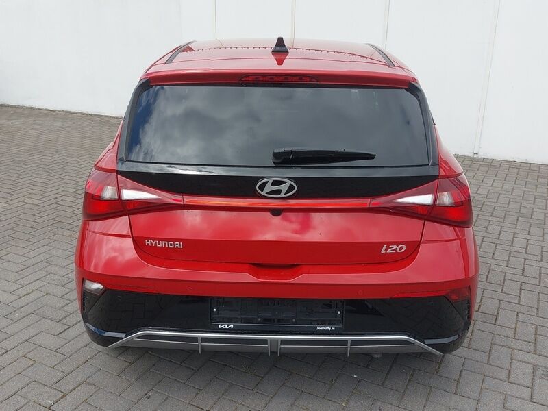 More views of Hyundai i20