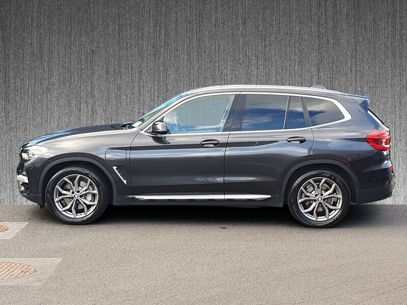 More views of BMW X3