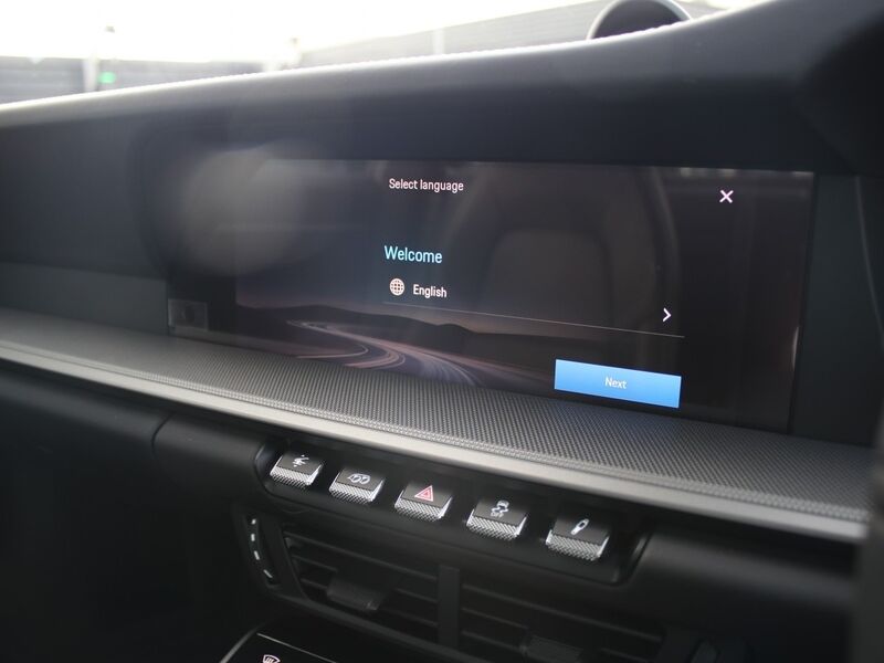 More views of Porsche 911