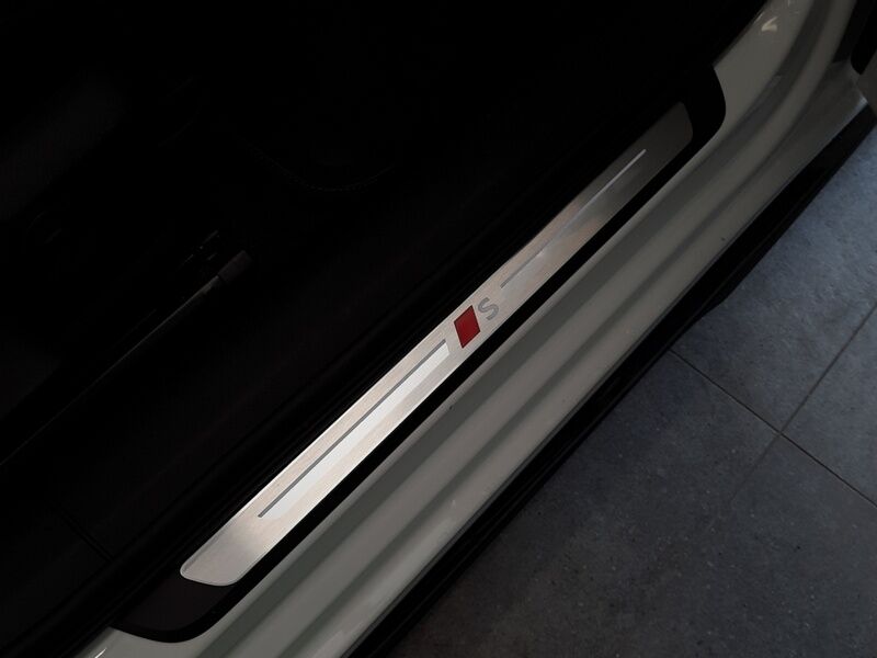 More views of Audi A5