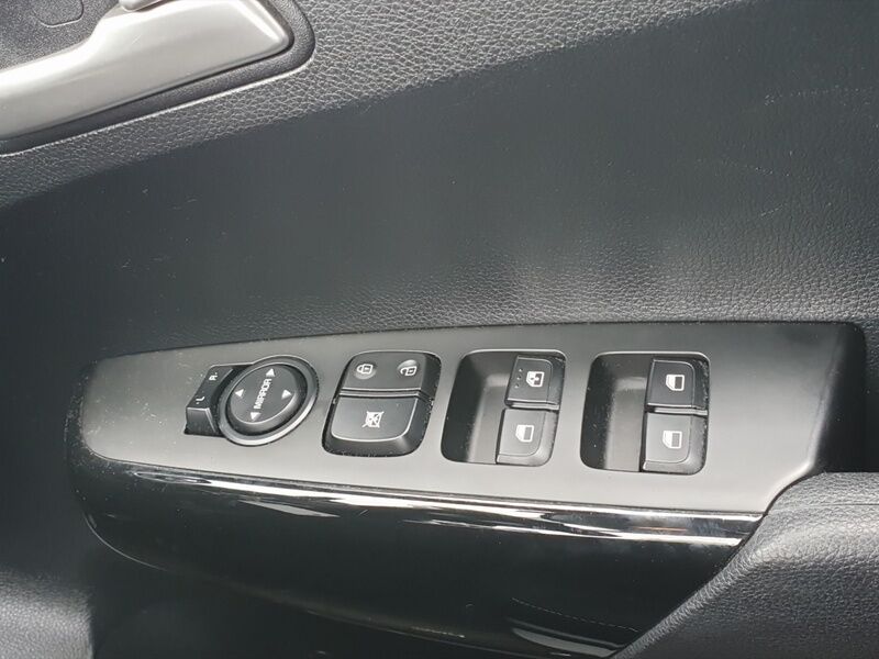 More views of Kia Picanto