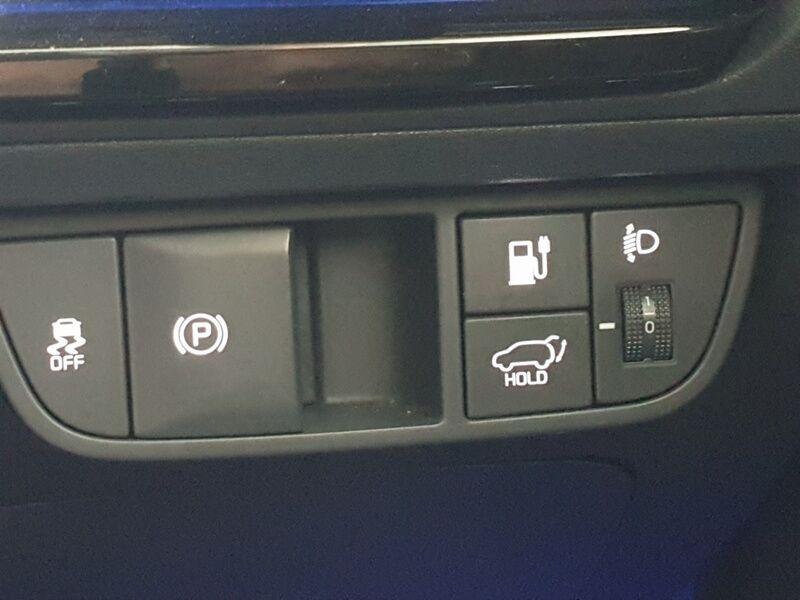 More views of Kia EV6