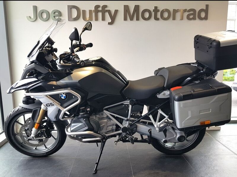 More views of BMW R 1250