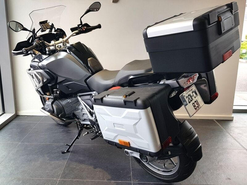 More views of BMW R 1250