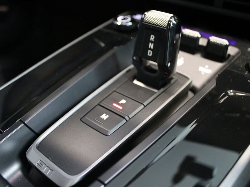 More views of Porsche 911