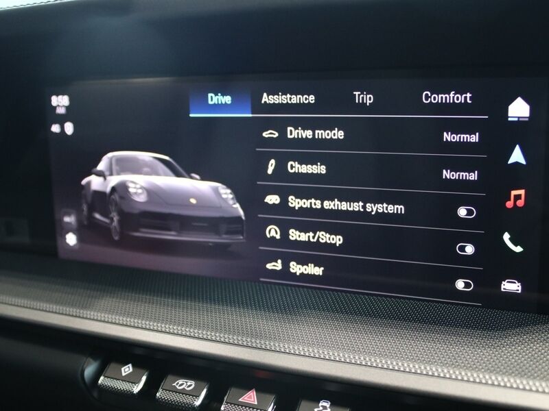 More views of Porsche 911
