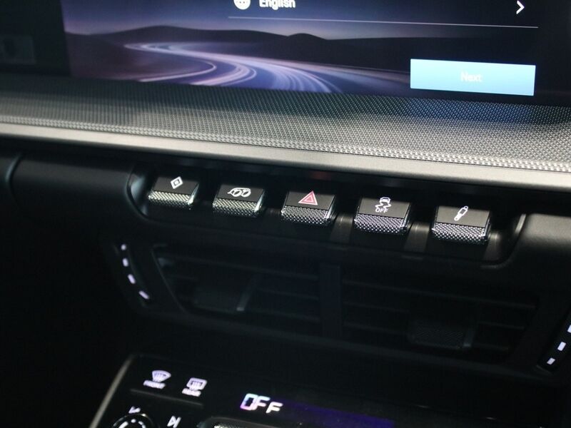 More views of Porsche 911