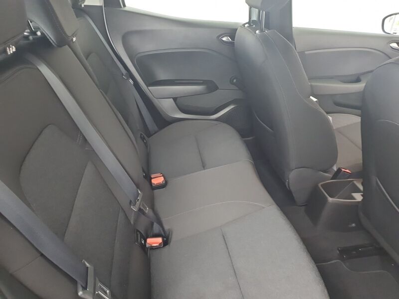 More views of Renault Clio
