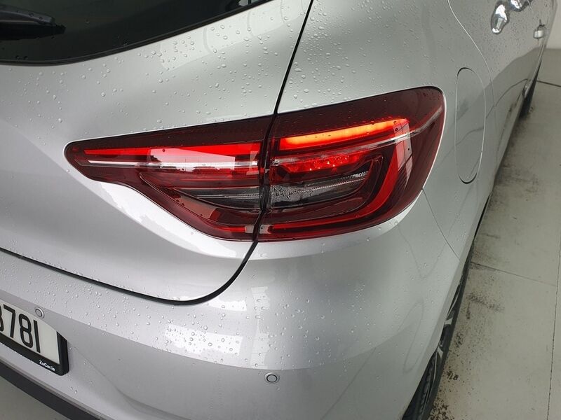 More views of Renault Clio