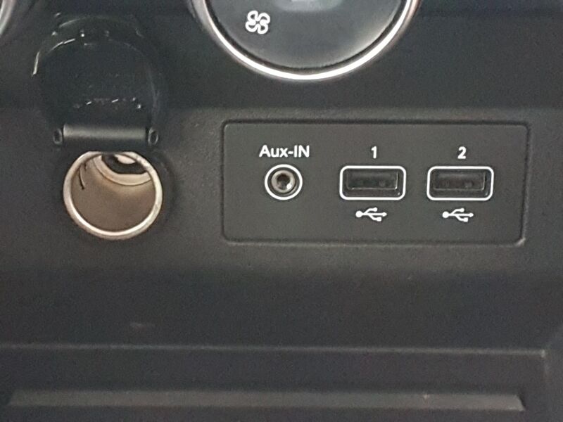 More views of Renault Clio