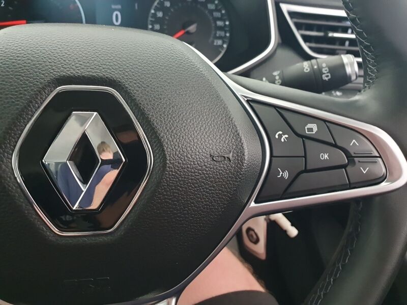 More views of Renault Clio