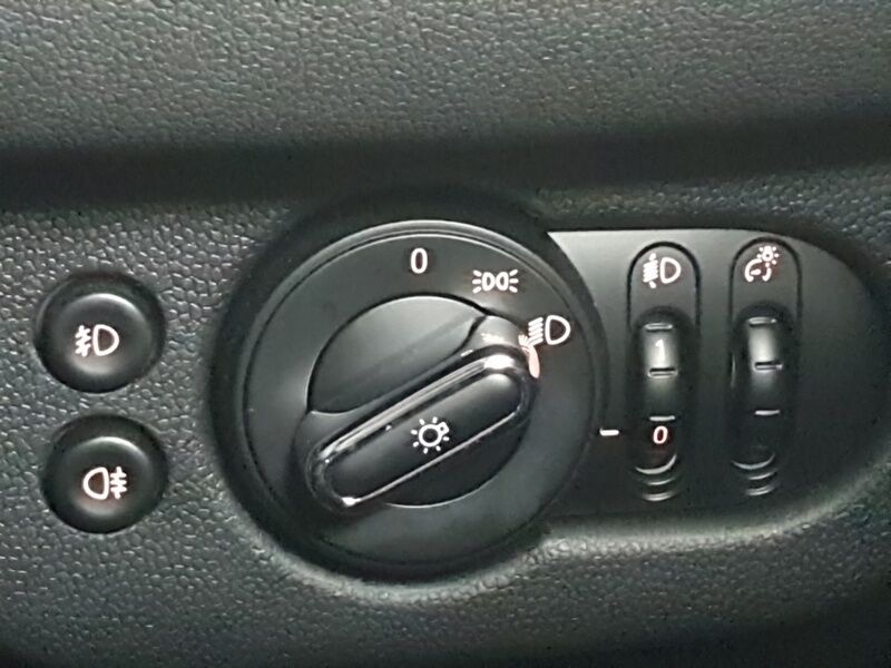 More views of Mini Clubman