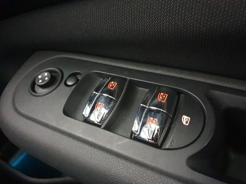 More views of Mini Clubman