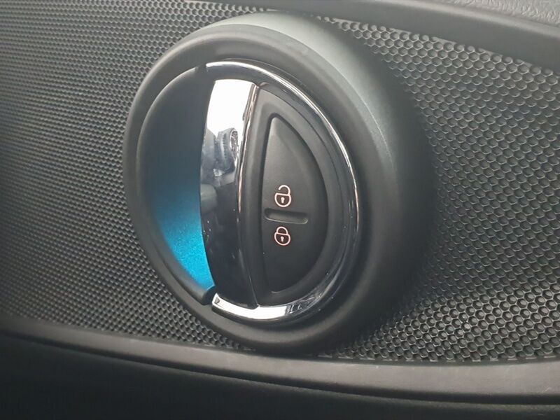 More views of Mini Cooper