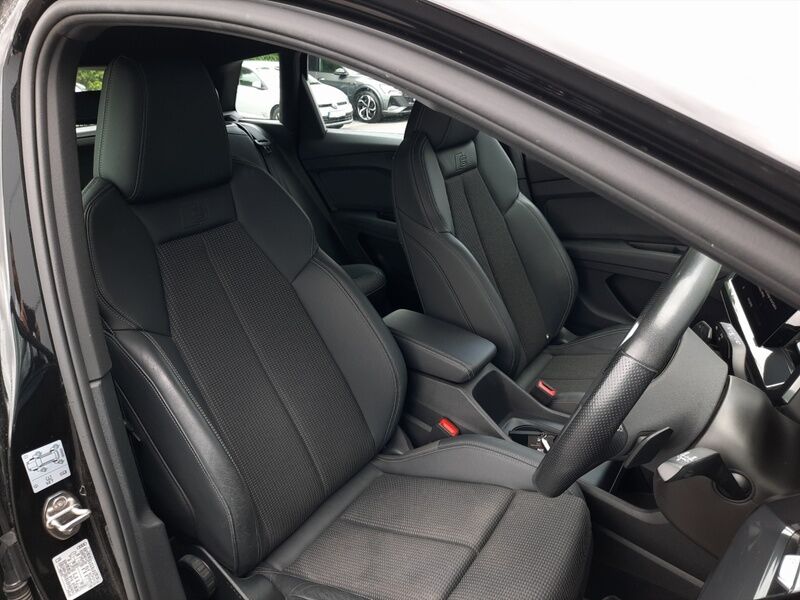 More views of Audi Q4 e-tron