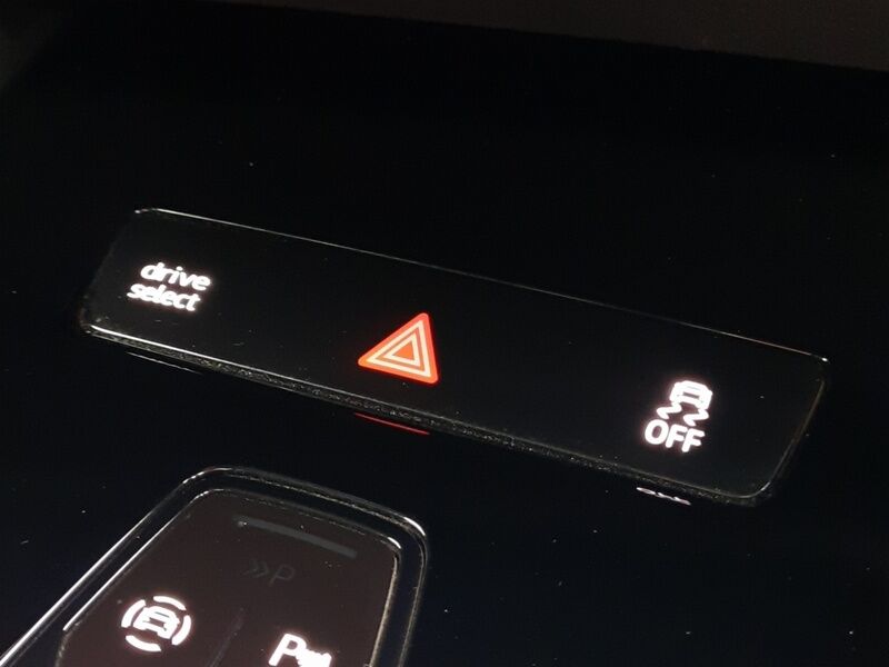 More views of Audi Q4 e-tron