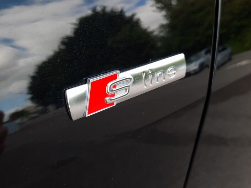 More views of Audi Q4 e-tron