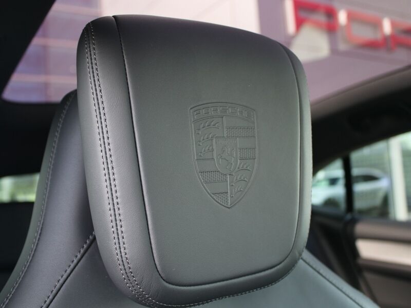 More views of Porsche Cayenne