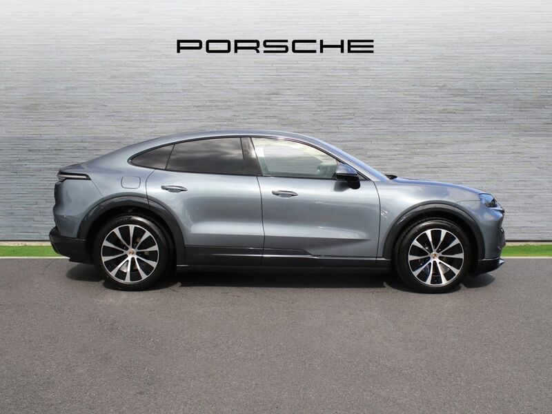 More views of Porsche Cayenne