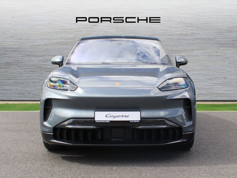 More views of Porsche Cayenne
