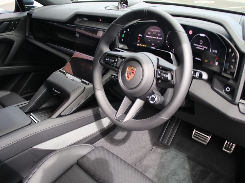 More views of Porsche Cayenne