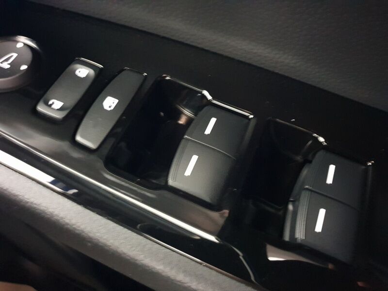 More views of Honda e:Ny1