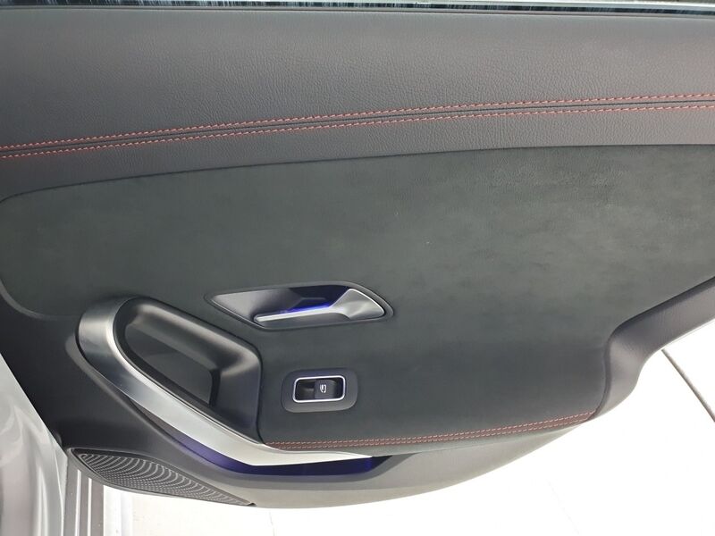 More views of Mercedes-Benz CLA