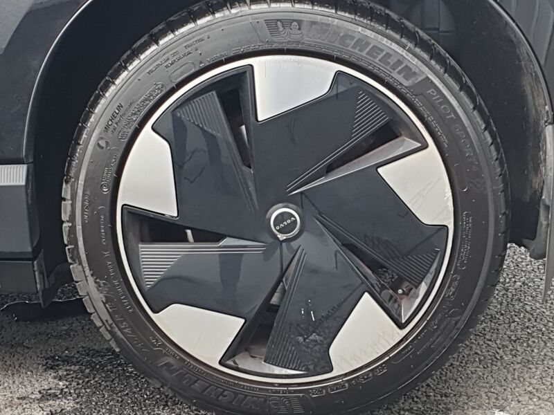 More views of Volvo EX30