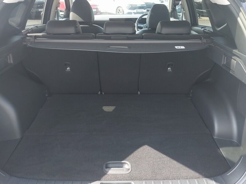 More views of Hyundai Tucson