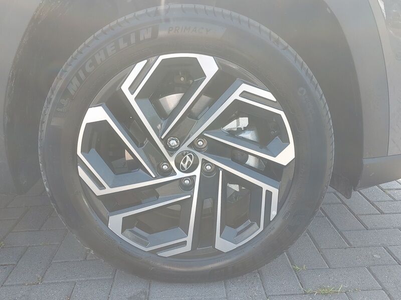 More views of Hyundai Tucson