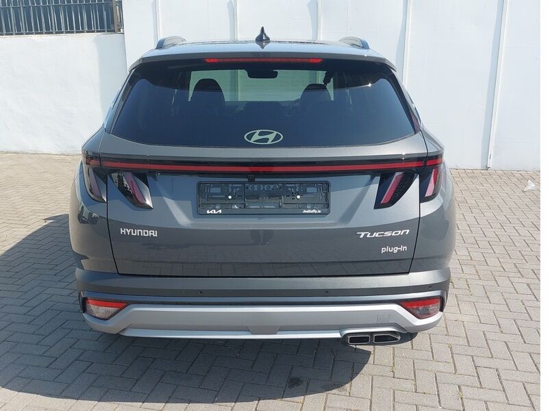 More views of Hyundai Tucson