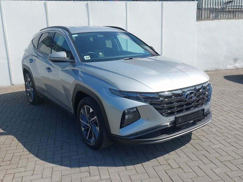 More views of Hyundai Tucson