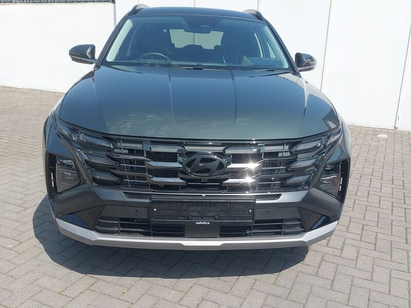 More views of Hyundai Tucson