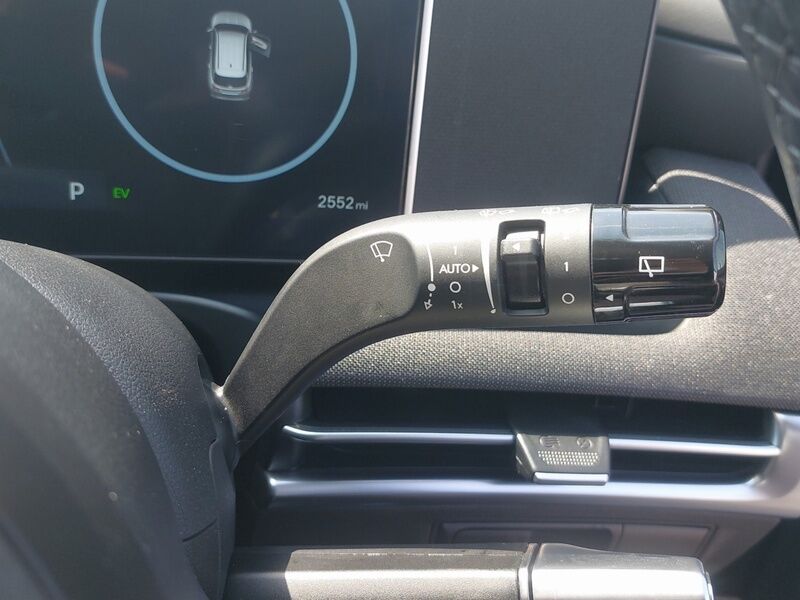More views of Hyundai Tucson