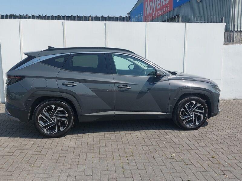 More views of Hyundai Tucson